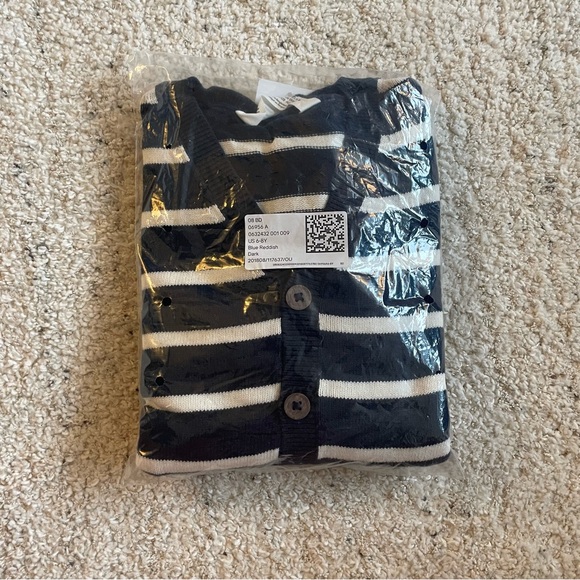 H&M Kids 100% cotton knit stripe cardigan, navy blue and white, size 6-8, NWT - Picture 5 of 5